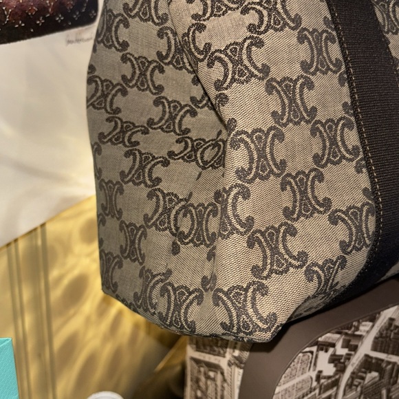 Celine Macadam Shoulder Bag - Picture 4 of 13